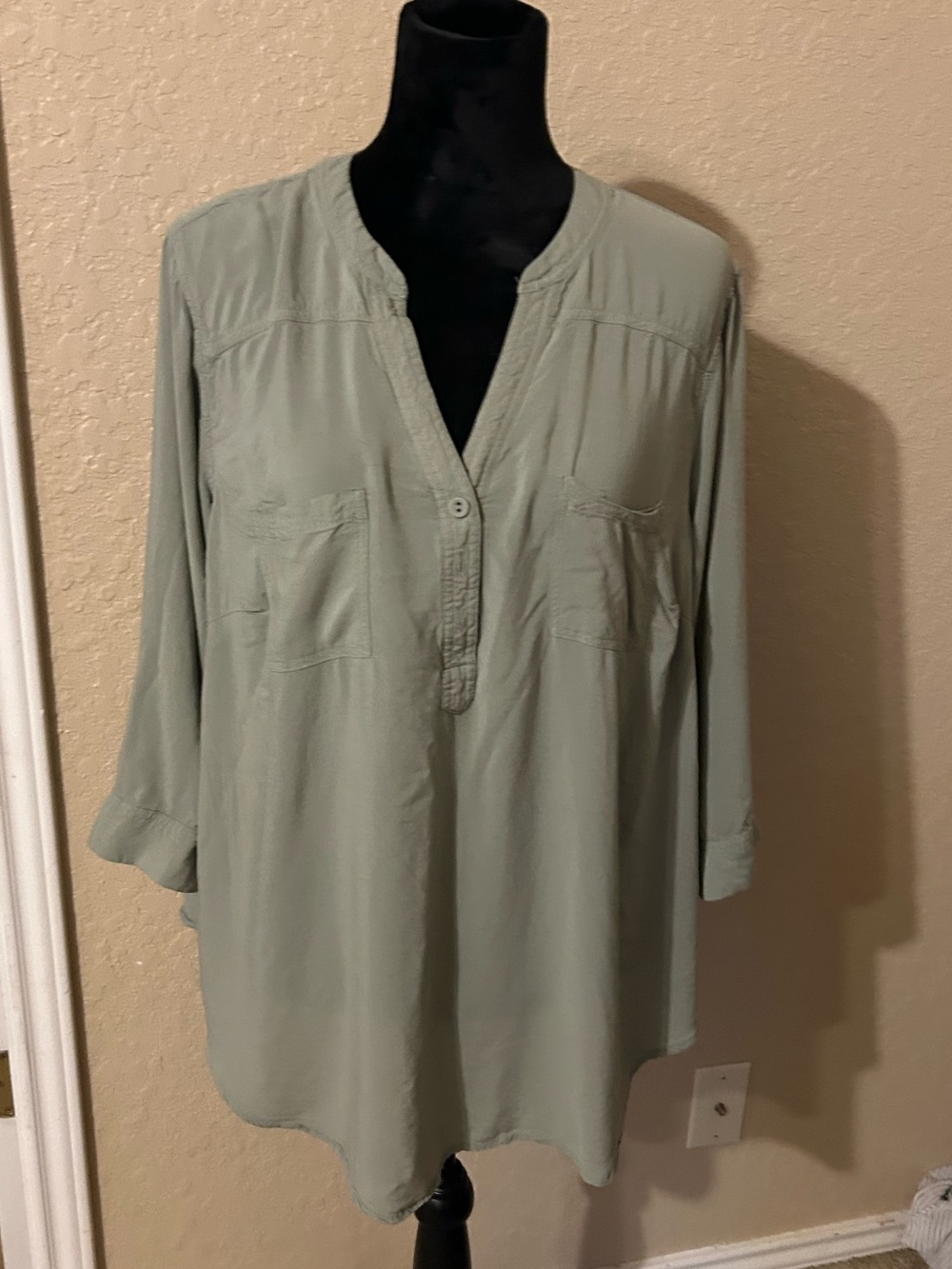 Philosophy light Sage Split-Neck Tunic Top